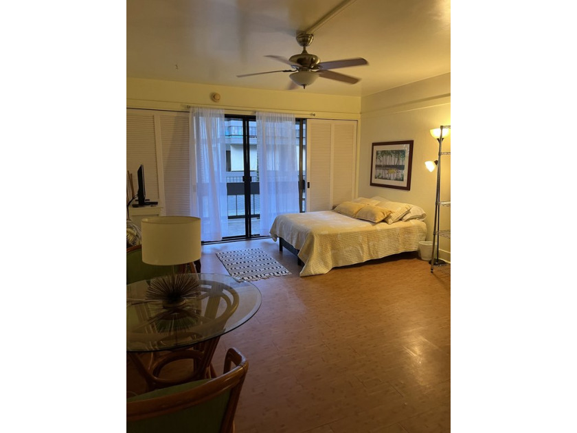 Come see this well maintained studio unit featuring: * Cool - Beach Condo for sale in Hilo, Hawaii on Beachhouse.com