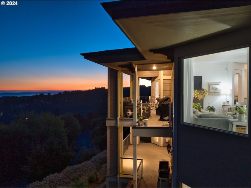 Captivating OCEAN-VIEW Home for Sale!Discover breathtaking OCEAN - Beach Home for sale in Brookings, Oregon on Beachhouse.com