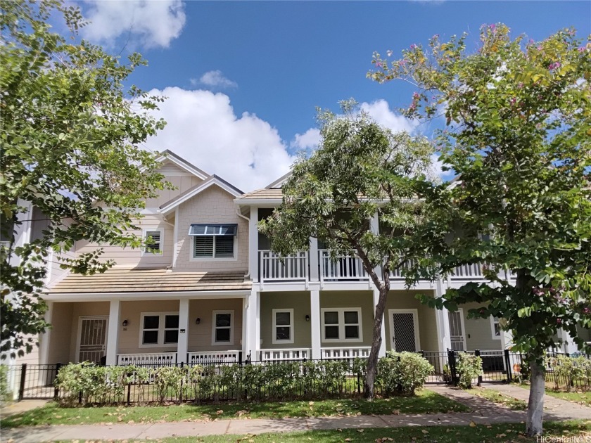 SPACIOUS 3-bedroom, 2-bath townhouse in beautiful Pulewa at - Beach Condo for sale in Kapolei, Hawaii on Beachhouse.com