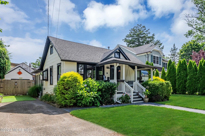 Welcome to this beautifully redone beach bungalow in the popular - Beach Home for sale in West Allenhurst, New Jersey on Beachhouse.com