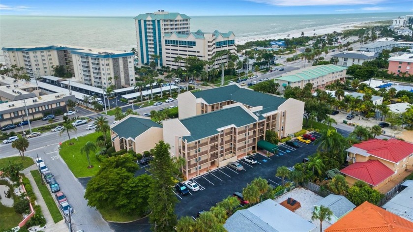 Discover your coastal retreat in this charming 1-bedroom, 1-bath - Beach Condo for sale in Sarasota, Florida on Beachhouse.com