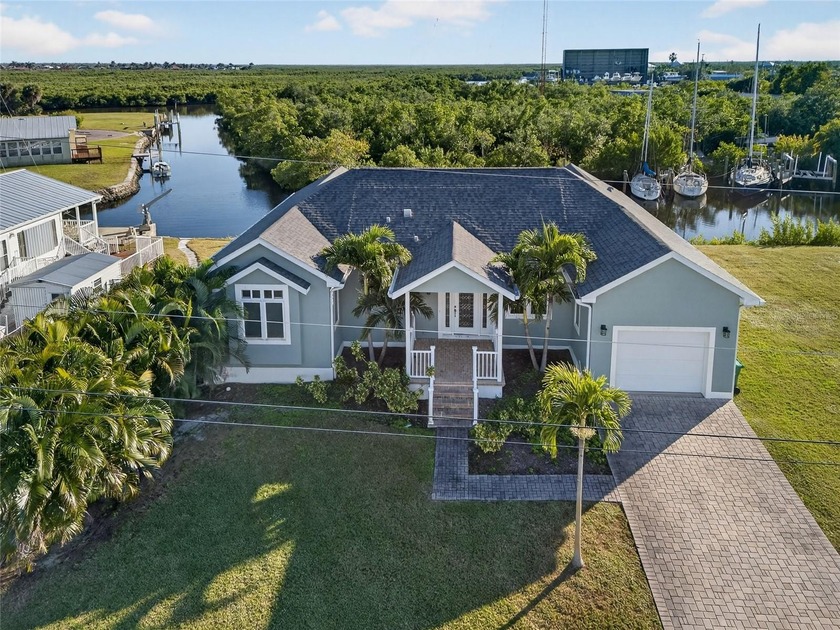 QUICK DEEP WATER SAILBOAT ACCESS TO ALLIGATOR CREEK LEADING TO - Beach Home for sale in Punta Gorda, Florida on Beachhouse.com