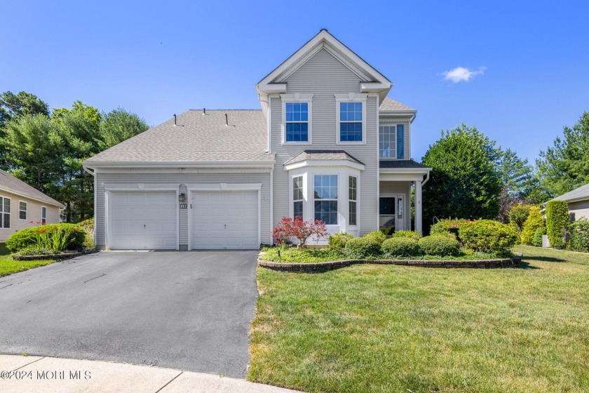 DRAMATIC two-story foyer provides a grand entrance to this - Beach Home for sale in Barnegat, New Jersey on Beachhouse.com