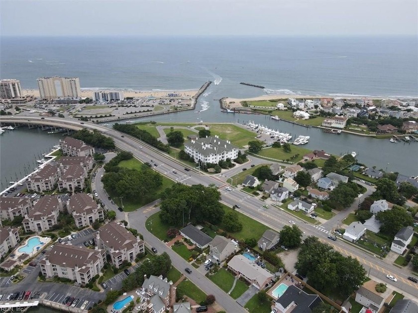 Investor special OR buyer opportunity to add sweat equity to - Beach Home for sale in Virginia Beach, Virginia on Beachhouse.com