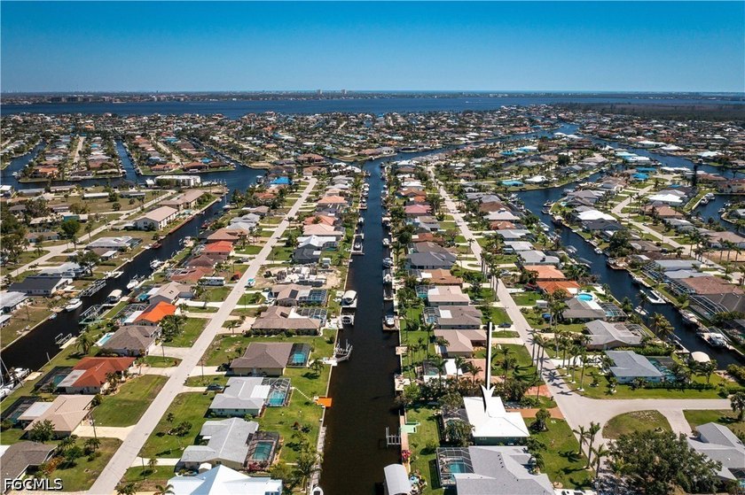 Premier Boating Location - Direct Gulf Access (No Bridges, No - Beach Home for sale in Cape Coral, Florida on Beachhouse.com