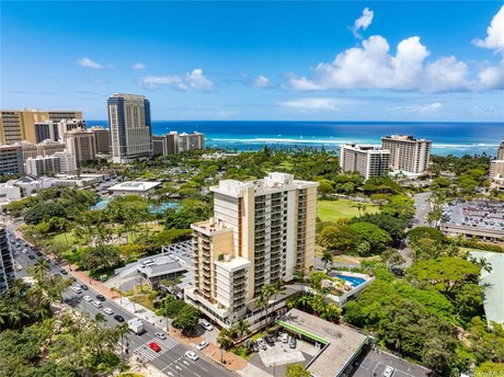 OPPORTUNITY AWAITS!!!  Resort-Zoned Short Term Rental studio in - Beach Condo for sale in Honolulu, Hawaii on Beachhouse.com