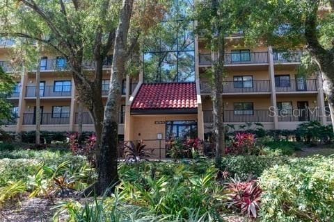 Lovely 2 bedroom/2 bathroom condo in the 55+ community of - Beach Condo for sale in Clearwater, Florida on Beachhouse.com