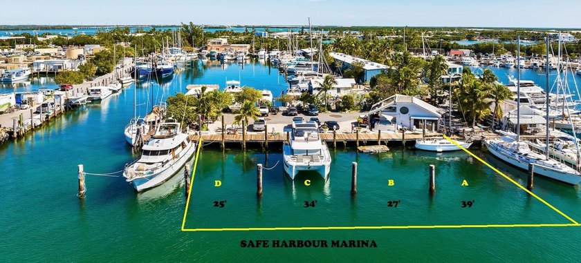 LARGE YACHT COUNTRY * Four Boat Slips - Perfect for large boats - Beach Lot for sale in Stock Island, Florida on Beachhouse.com