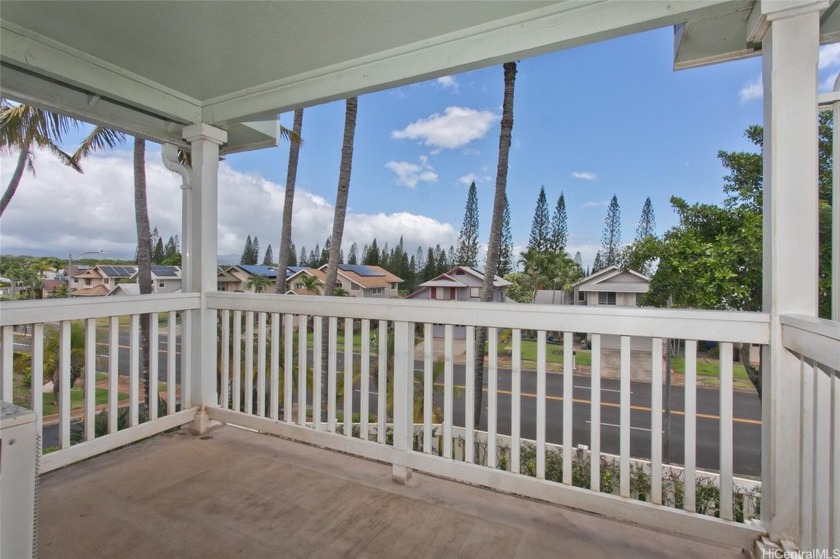 NICE NEW PRICE. Welcome home to centrally located Highlands at - Beach Townhome/Townhouse for sale in Waipahu, Hawaii on Beachhouse.com