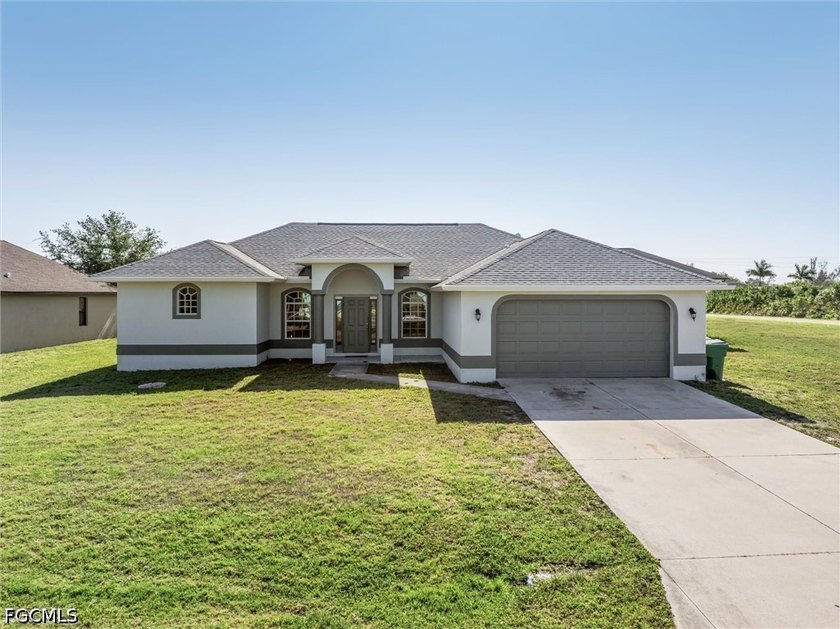 3BR/2BA/2CG pool home on a rare double corner lot in South Gulf - Beach Home for sale in Port Charlotte, Florida on Beachhouse.com