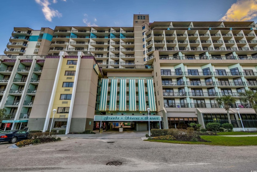 Very nice 8th floor one bedroom.  Great ocean view.  This unit - Beach Condo for sale in Myrtle Beach, South Carolina on Beachhouse.com