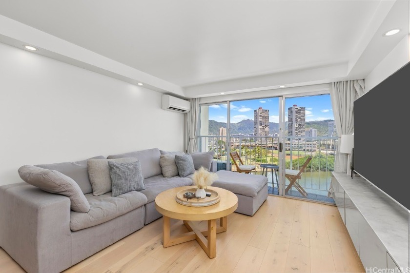 Extra larger unit with premier custom remodeled. 100% insured - Beach Condo for sale in Honolulu, Hawaii on Beachhouse.com