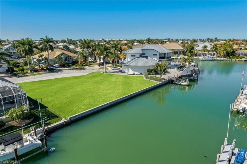 SPECTACULAR direct access homesite with 119 feet on the water - Beach Lot for sale in Marco Island, Florida on Beachhouse.com