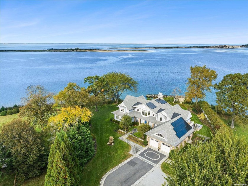 HERON'S COVE WATERFRONT--Private and secluded, this spectacular - Beach Home for sale in Setauket, New York on Beachhouse.com