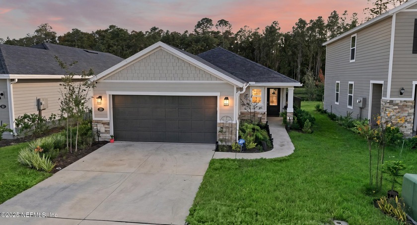 Move-in Ready w NO CDD, zoned for TOP Rated St Johns County - Beach Home for sale in Saint Johns, Florida on Beachhouse.com