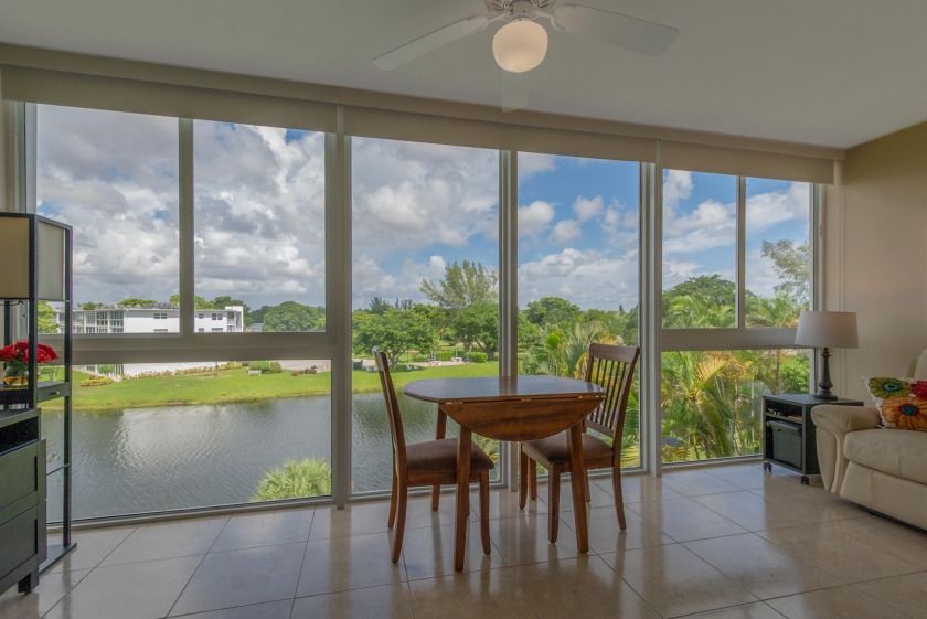 Renovated waterfront retreat perfect for winter living! Enjoy - Beach Condo for sale in Deerfield Beach, Florida on Beachhouse.com