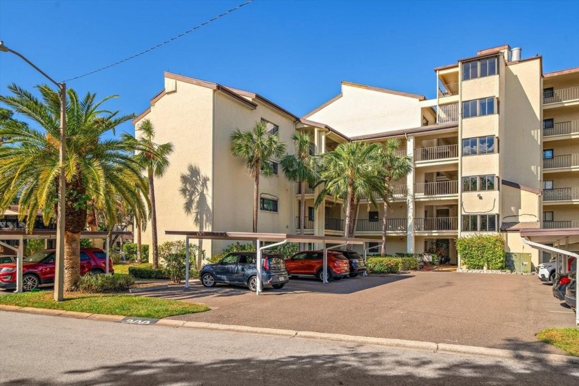 This exquisite top-floor corner unit in the golf course - Beach Condo for sale in Largo, Florida on Beachhouse.com