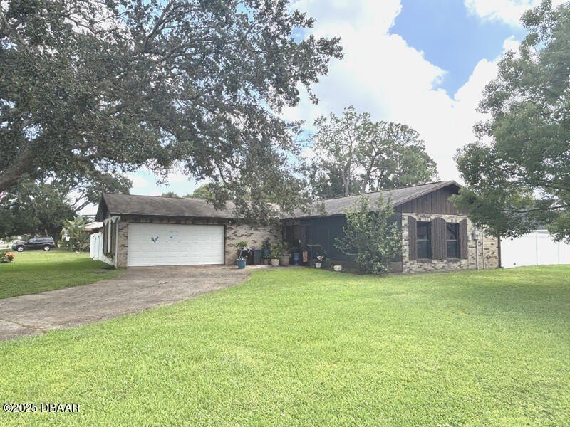 Located in the heart of Port Orange, Florida this 3 Bedroom, 2 - Beach Home for sale in Port Orange, Florida on Beachhouse.com