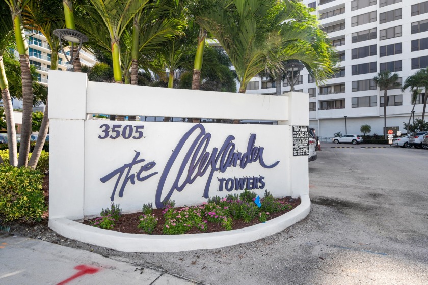 Welcome to this stunning 2br/2ba oceanfront condo in the highly - Beach Condo for sale in Hollywood, Florida on Beachhouse.com