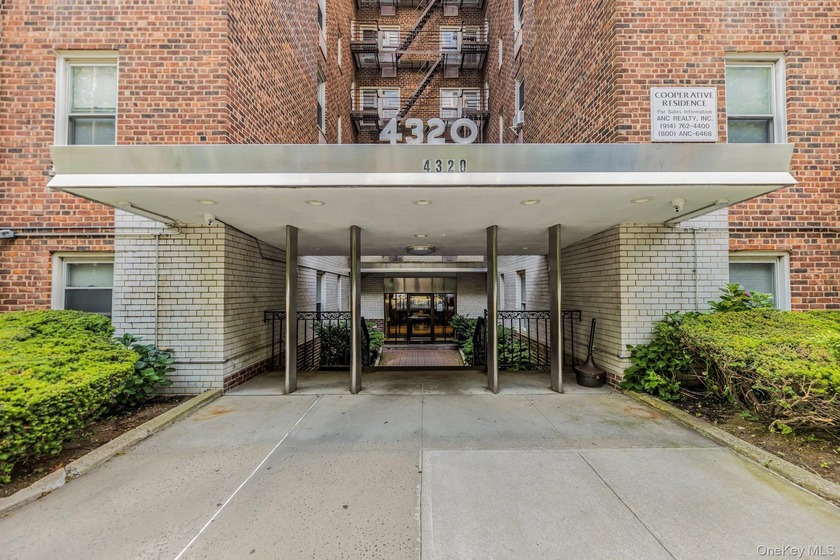 Spacious Co-op Living in Woodlawn Heights! Welcome to 4320 Van - Beach Home for sale in Bronx, New York on Beachhouse.com