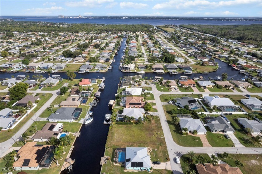 Direct Sailboat Access Lot with Seawall - Prime Waterfront - Beach Lot for sale in Cape Coral, Florida on Beachhouse.com