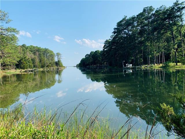 Nice Price Reduction.This is a Waterfront Dream Property! Hunt - Beach Lot for sale in Susan, Virginia on Beachhouse.com