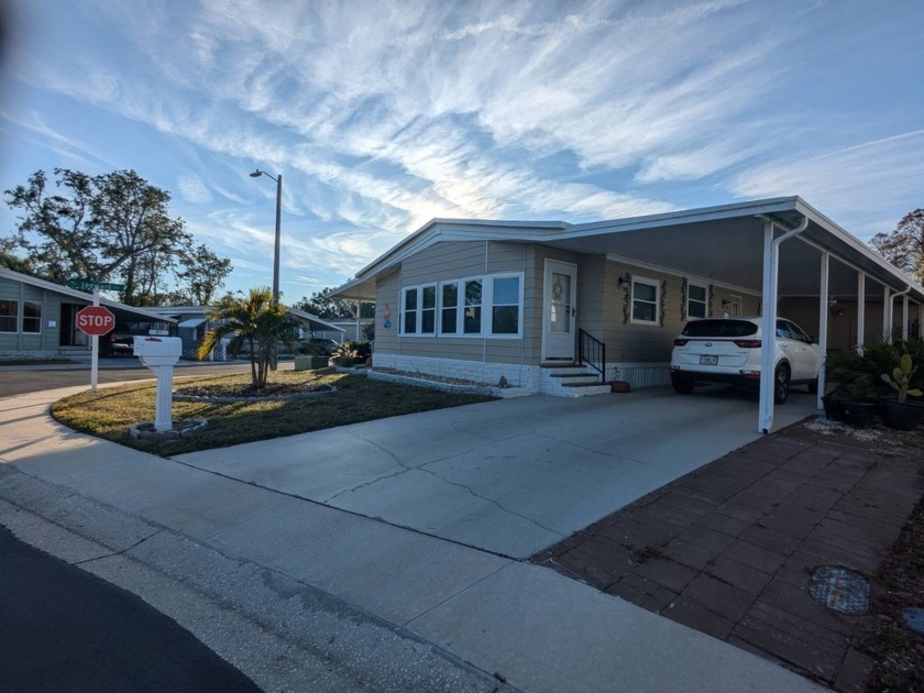 Priced to sell! Don't miss this opportunity to embrace your new - Beach Home for sale in Clearwater, Florida on Beachhouse.com