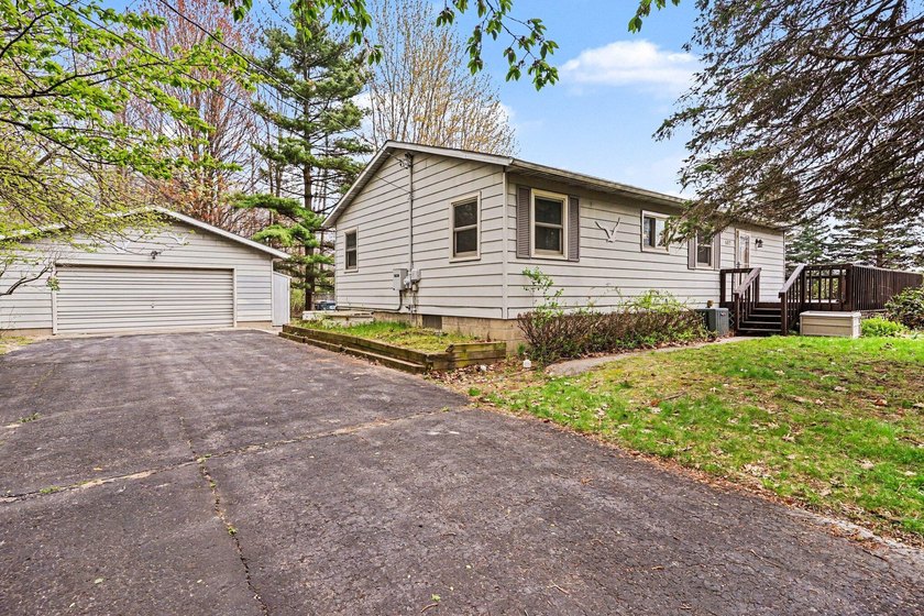 Located on the coveted north side of South Haven, this well-kept - Beach Home for sale in South Haven, Michigan on Beachhouse.com