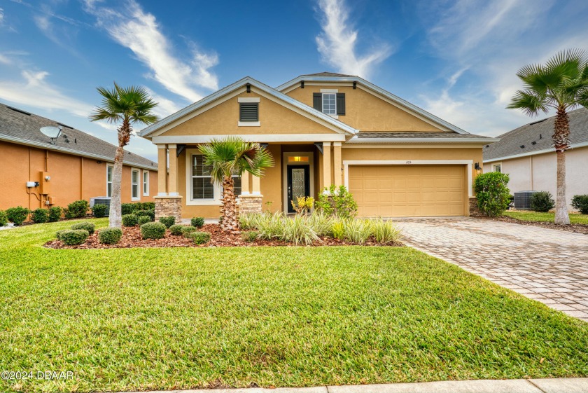 Sebring model home boosts over 1800 sq ft of living space. Enjoy - Beach Home for sale in Daytona Beach, Florida on Beachhouse.com