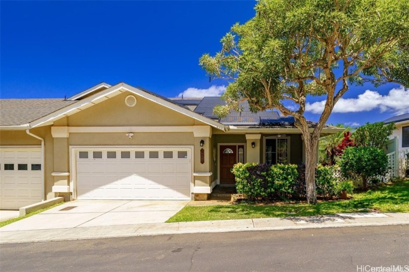 Welcome to this Elegant Makakilo Breezy home in Ho'olu Landing - Beach Home for sale in Kapolei, Hawaii on Beachhouse.com