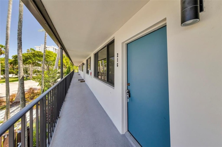 Attractive 2 story condo complex.  New roof in 2024, pool redone - Beach Condo for sale in Wilton Manors, Florida on Beachhouse.com