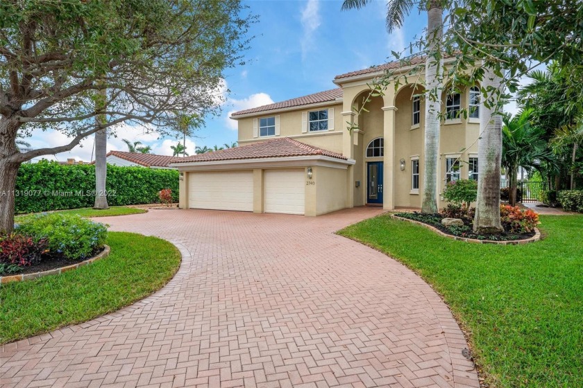 Luxurious, 2-story, waterfront home in sought after Harbor - Beach Home for sale in Pompano  Beach, Florida on Beachhouse.com
