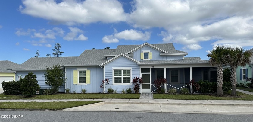 Welcome to your slice of paradise! This Dreamsicle Cottage in - Beach Home for sale in Daytona Beach, Florida on Beachhouse.com