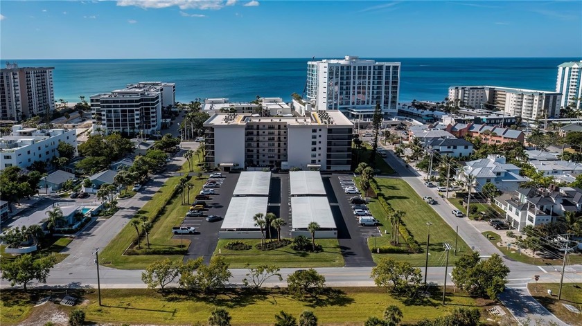 ATTENTION ALL BEACH  lovers! TURNKEY FURNISHED & TASTEFULLY - Beach Condo for sale in Sarasota, Florida on Beachhouse.com