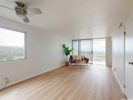 Discover this high-floor, fully remodeled corner end unit that's - Beach Condo for sale in Aiea, Hawaii on Beachhouse.com