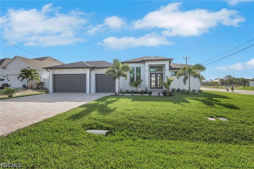 Award-winning Spica Signature model offering the perfect blend - Beach Home for sale in Cape Coral, Florida on Beachhouse.com
