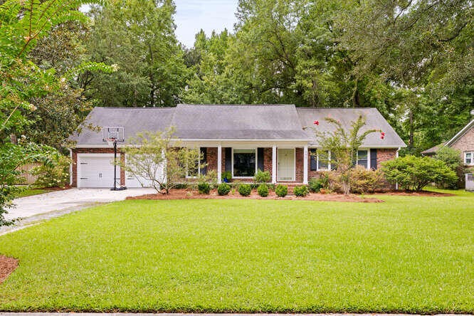 Discover the charm and elegance of 990 Colonial Drive, a fully - Beach Home for sale in Mount Pleasant, South Carolina on Beachhouse.com