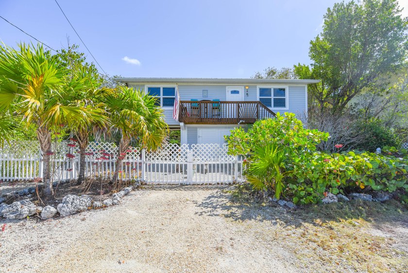 Located in the peaceful National Key Deer Refuge, this charming - Beach Home for sale in Big Pine Key, Florida on Beachhouse.com