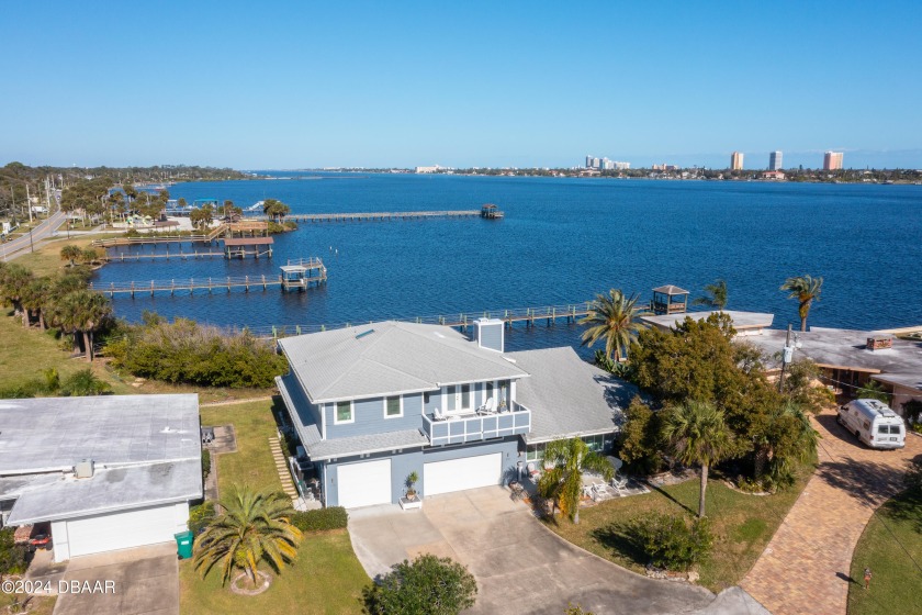 Direct riverfront, Breathtaking views of the Halifax river from - Beach Home for sale in Holly Hill, Florida on Beachhouse.com