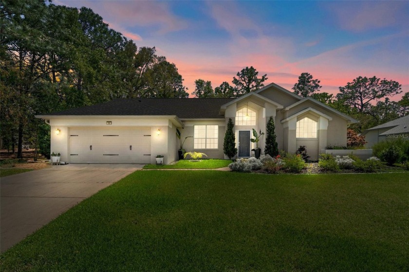 Discover unparalleled charm and comfort in this beautifully - Beach Home for sale in Homosassa, Florida on Beachhouse.com