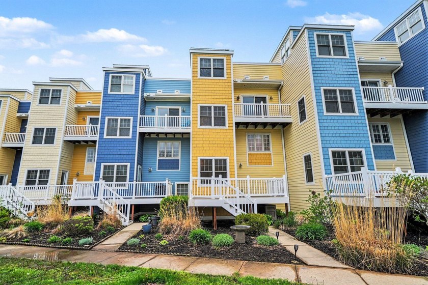 The allure of Diamond Point is not just in its architecture or - Beach Condo for sale in New Buffalo, Michigan on Beachhouse.com