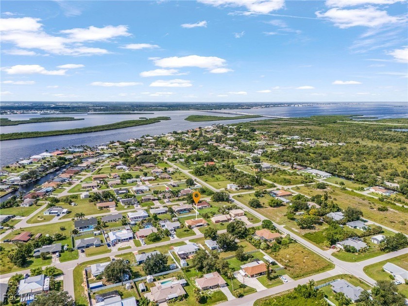 NEVER FLOODED!!! Welcome to your Florida dream home - a - Beach Home for sale in Punta Gorda, Florida on Beachhouse.com