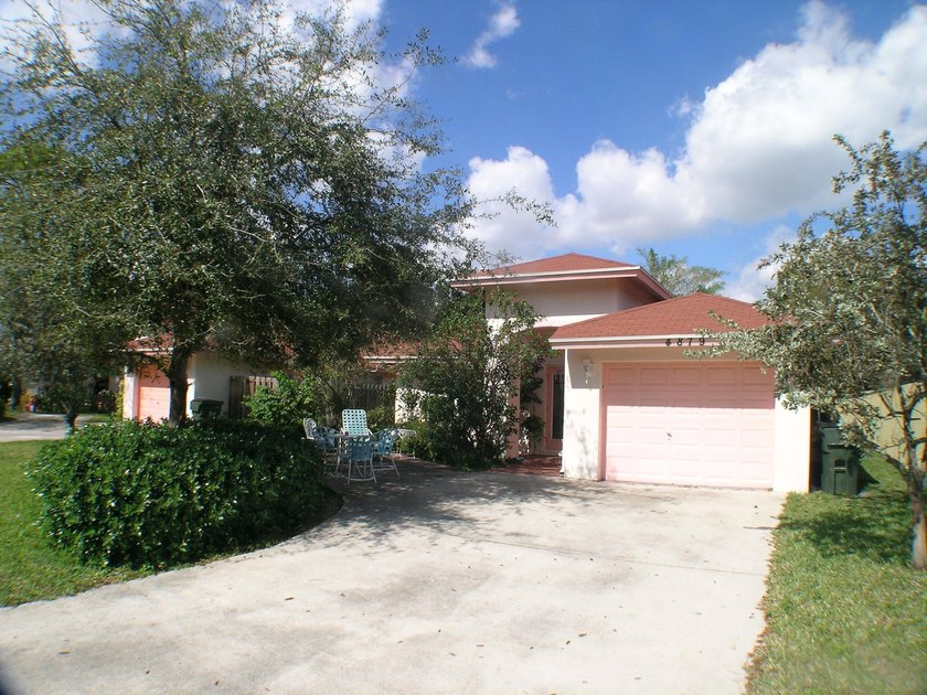 Seller will give Buyer and allowance of $3150 to buy new - Beach Home for sale in Delray Beach, Florida on Beachhouse.com