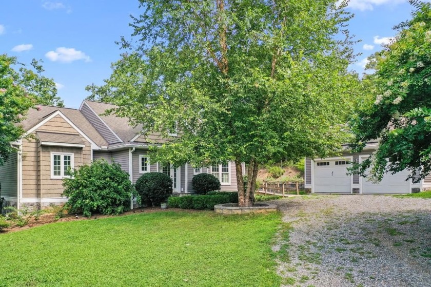 This high-top gem overlooking John's Creek affords privacy - Beach Home for sale in Lancaster, Virginia on Beachhouse.com