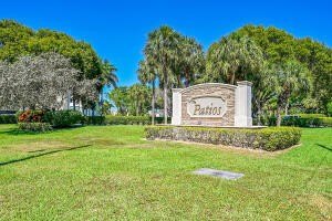 This wonderful updated 55+ condo will not disappoint. The minute - Beach Condo for sale in Boca Raton, Florida on Beachhouse.com