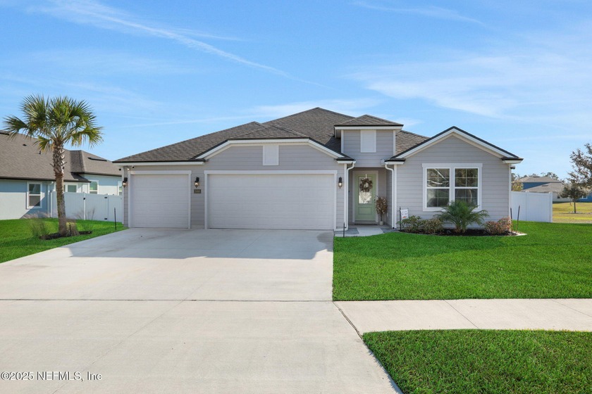 BETTER THAN NEW DESTIN PLAN WITH UPGRADED PANTRY, KITCHEN, CALI - Beach Home for sale in Green Cove Springs, Florida on Beachhouse.com