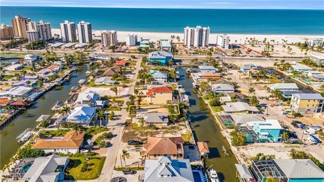 Prime Gulf Access Canal Lot: Perfect for Boating Enthusiasts - Beach Lot for sale in Fort Myers Beach, Florida on Beachhouse.com