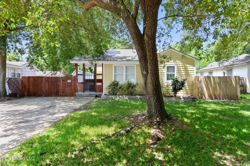 Get ready to say, ''WoW! when you step in the door. So many - Beach Home for sale in Biloxi, Mississippi on Beachhouse.com