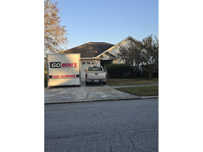 This home is looking for some love. Carpets are original and - Beach Home for sale in Jacksonville, Florida on Beachhouse.com