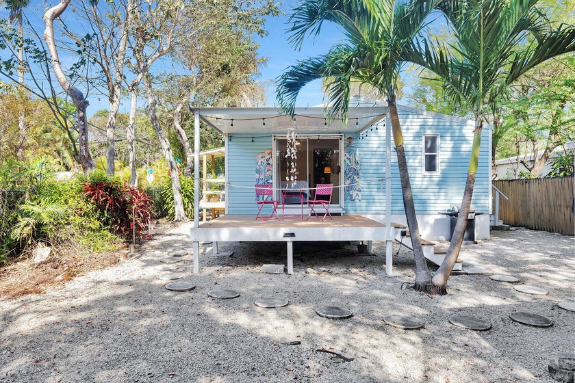 This beautifully maintained 3-bedroom, 2-bath home in Key Largo - Beach Home for sale in Key Largo, Florida on Beachhouse.com